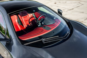 McLaren MP4 12C - 2012