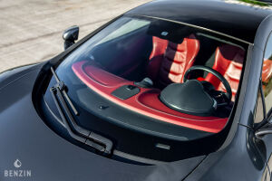 McLaren MP4 12C - 2012