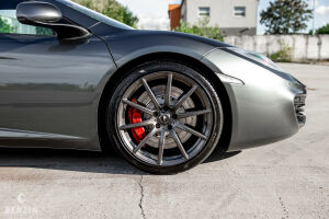 McLaren MP4 12C - 2012