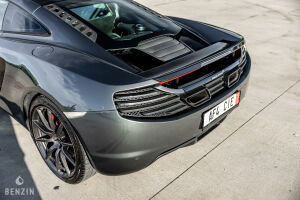 McLaren MP4 12C - 2012