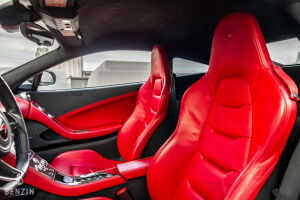 McLaren MP4 12C - 2012