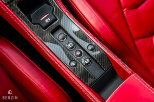 McLaren MP4 12C - 2012