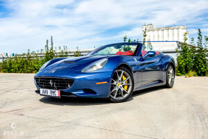 Ferrari California - 2010