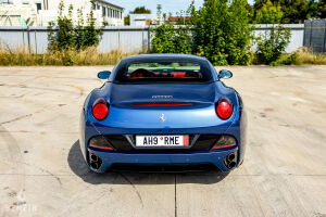 Ferrari California - 2010