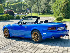 Mazda MX-5 NA - 1990