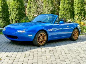 Mazda MX-5 NA - 1990