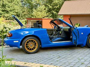 Mazda MX-5 NA - 1990