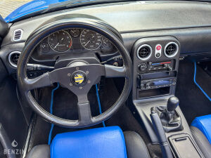 Mazda MX-5 NA - 1990