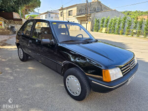 Peugeot 205 XR - 1988