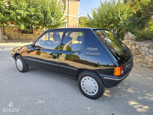 Peugeot 205 XR - 1988
