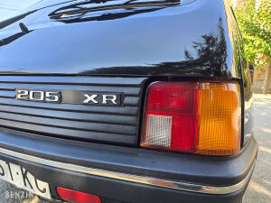 Peugeot 205 XR - 1988