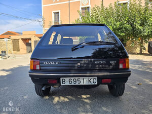 Peugeot 205 XR - 1988