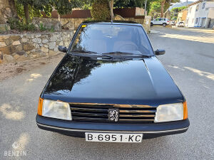 Peugeot 205 XR - 1988