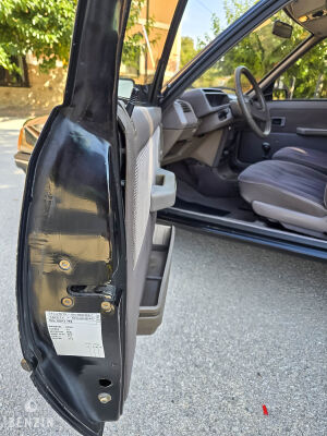 Peugeot 205 XR - 1988