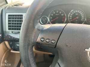 Opel Signum 3.2 V6 - 2003