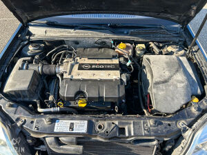 Opel Signum 3.2 V6 - 2003