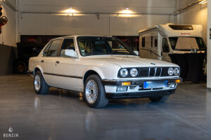 BMW 320i e30 - 1985