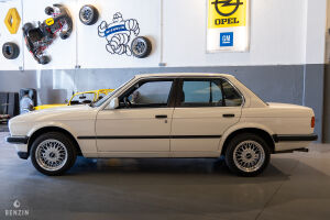 BMW 320i e30 - 1985