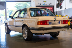 BMW 320i e30 - 1985