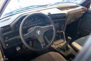 BMW 320i e30 - 1985