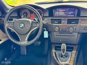 BMW 335i e93 - 2010*Flash