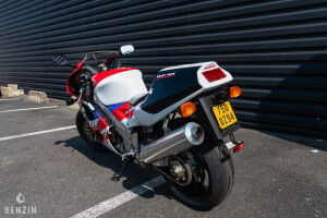 Honda RVF 750 R RC45 2k km - 1996