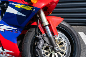 Honda RVF 750 R RC45 2k km - 1996