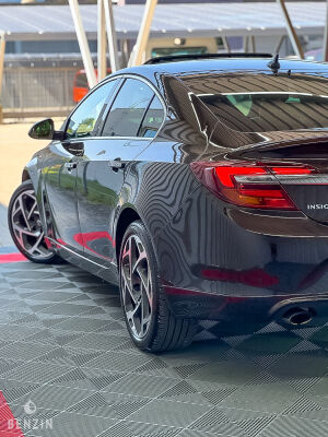Opel Insignia Turbo 4x4 - 2013*Flash