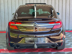 Opel Insignia Turbo 4x4 - 2013*Flash