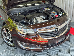 Opel Insignia Turbo 4x4 - 2013*Flash