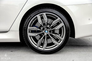 BMW M760Li XDrive G12 - 2017