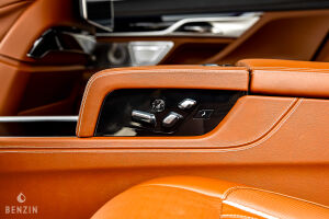 BMW M760Li XDrive G12 - 2017