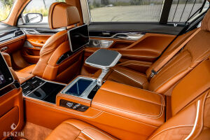 BMW M760Li XDrive G12 - 2017