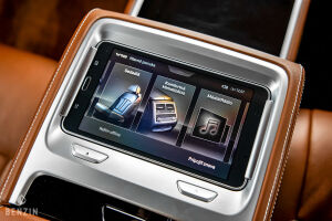 BMW M760Li XDrive G12 - 2017