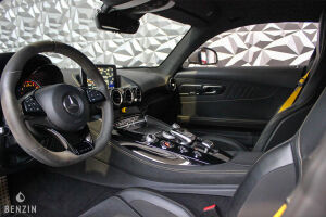 Mercedes-Benz AMG GT-R - 2017