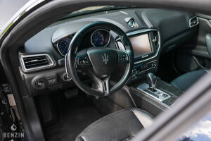 Maserati Ghibli S - 2013