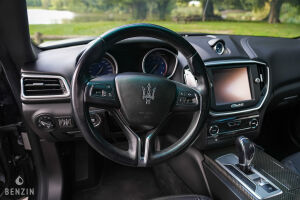 Maserati Ghibli S - 2013