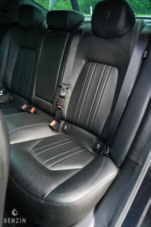 Maserati Ghibli S - 2013