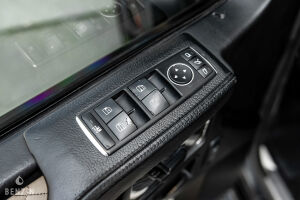 Mercedes-Benz G500 - 2013