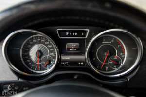 Mercedes-Benz G500 - 2013