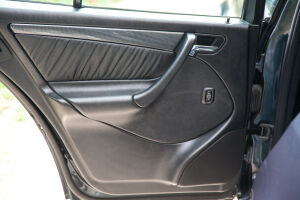 Mercedes-Benz C43 AMG - 1999