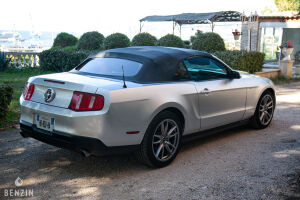 Ford Mustang Cabriolet - 2011