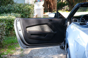 Ford Mustang Cabriolet - 2011