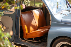 Renault 4CV R1062 - 1957