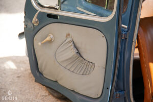 Renault 4CV R1062 - 1957