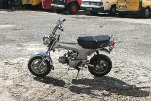 Honda Dax ST 70 - 1984