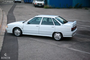Renault 21 2L Turbo Quadra - 1990