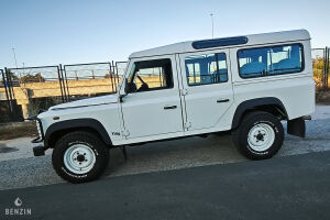 Land Rover Defender 110 TD5 SW - 2002