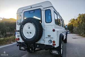 Land Rover Defender 110 TD5 SW - 2002