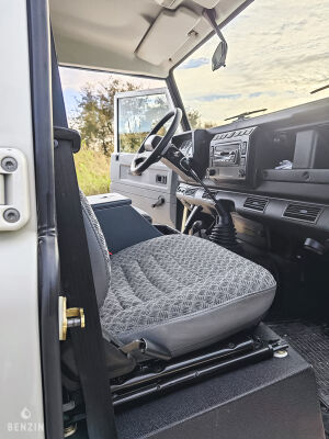 Land Rover Defender 110 TD5 SW - 2002